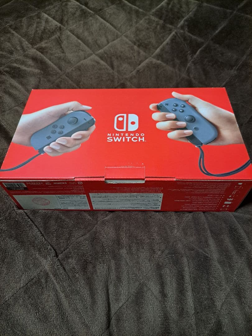 ニンテンドースイッチ　本体　美品　バッテリー強化モデル　付属品一式　ソフト2本付