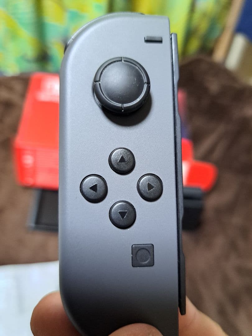 ニンテンドースイッチ　本体　美品　バッテリー強化モデル　付属品一式　ソフト2本付