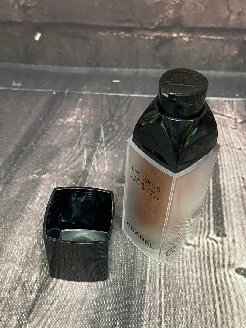 CHANEL レ ベージュ オー ドゥ ブラッシュ ピンク　コーラル