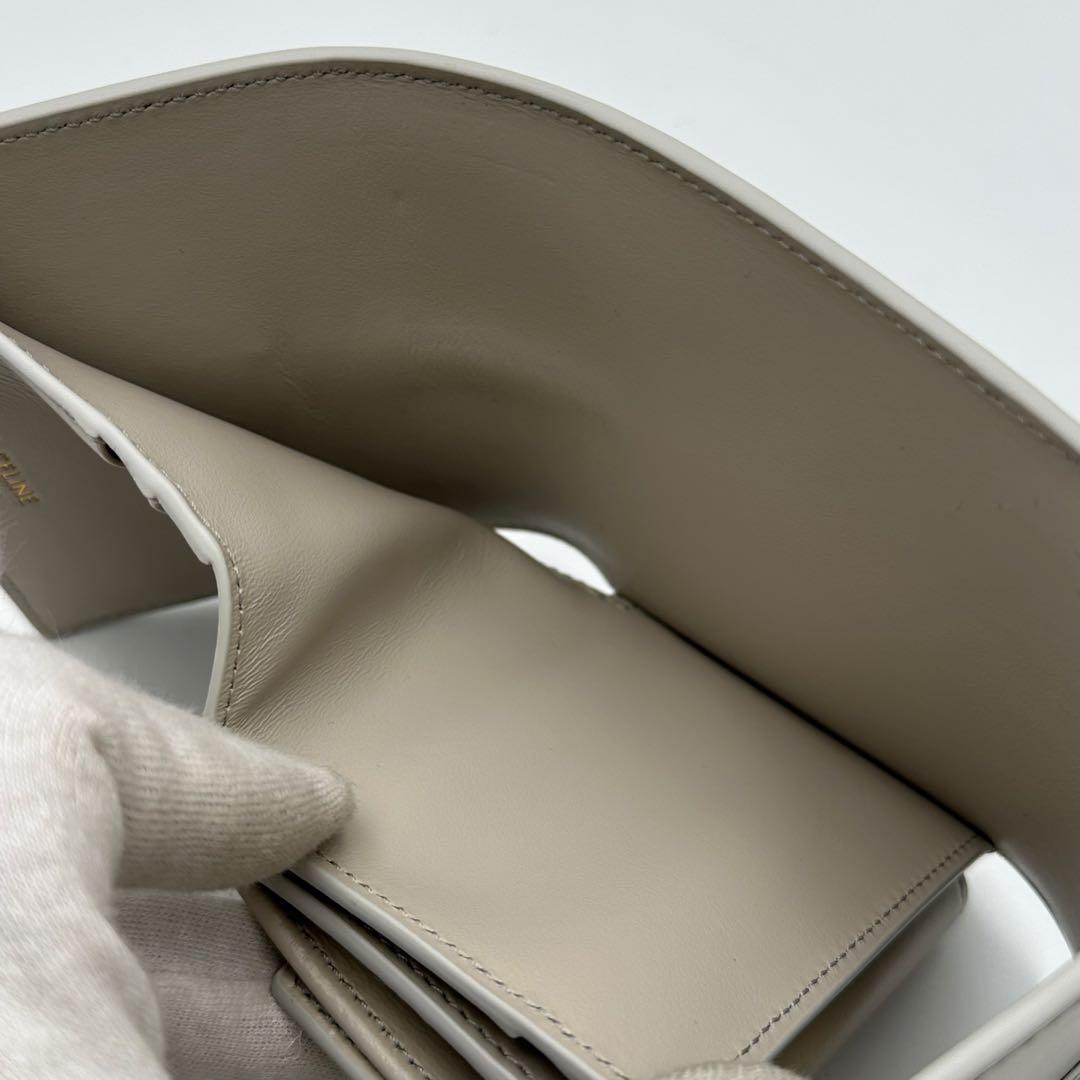 未使用級/付属品完備✨セリーヌ スモール トリフォールドウォレット16 セーズ