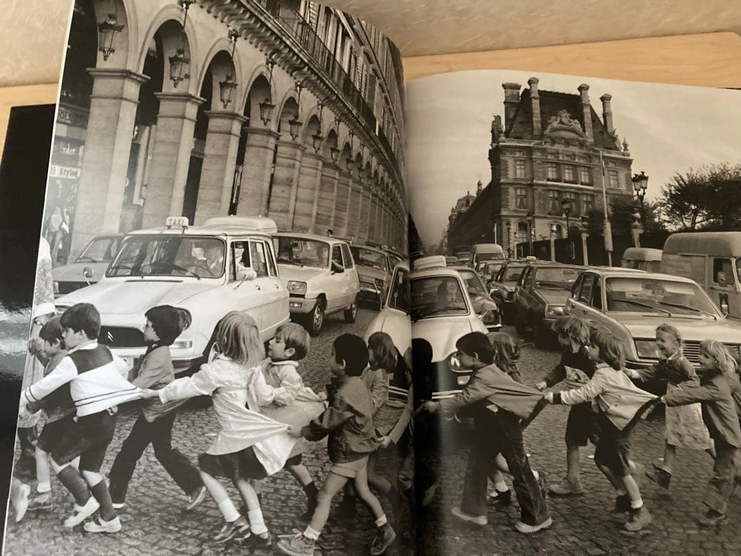 ROBERT DOISNEAU ロベール・ドアノー写真集　PARIS 仏語