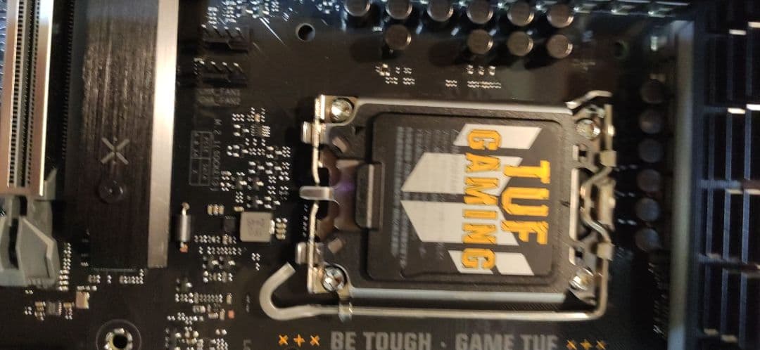 ASUS B760-PLUS WIFI マザーボード