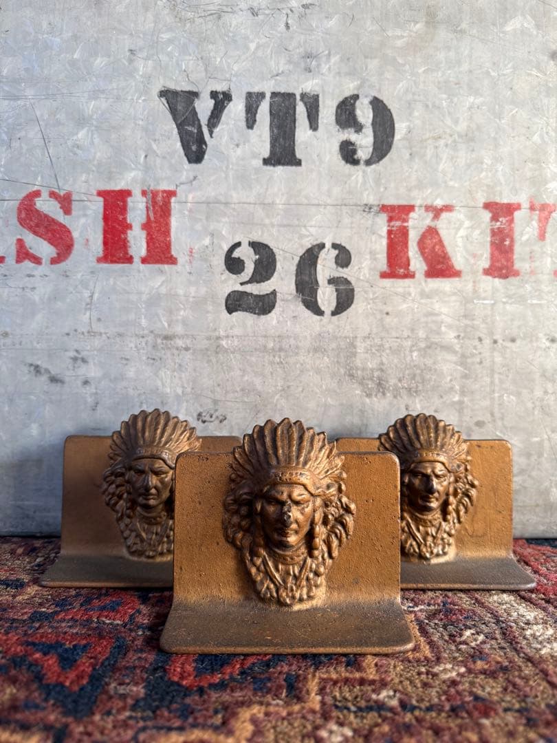 アンティーク雑貨 Indian Bookend
