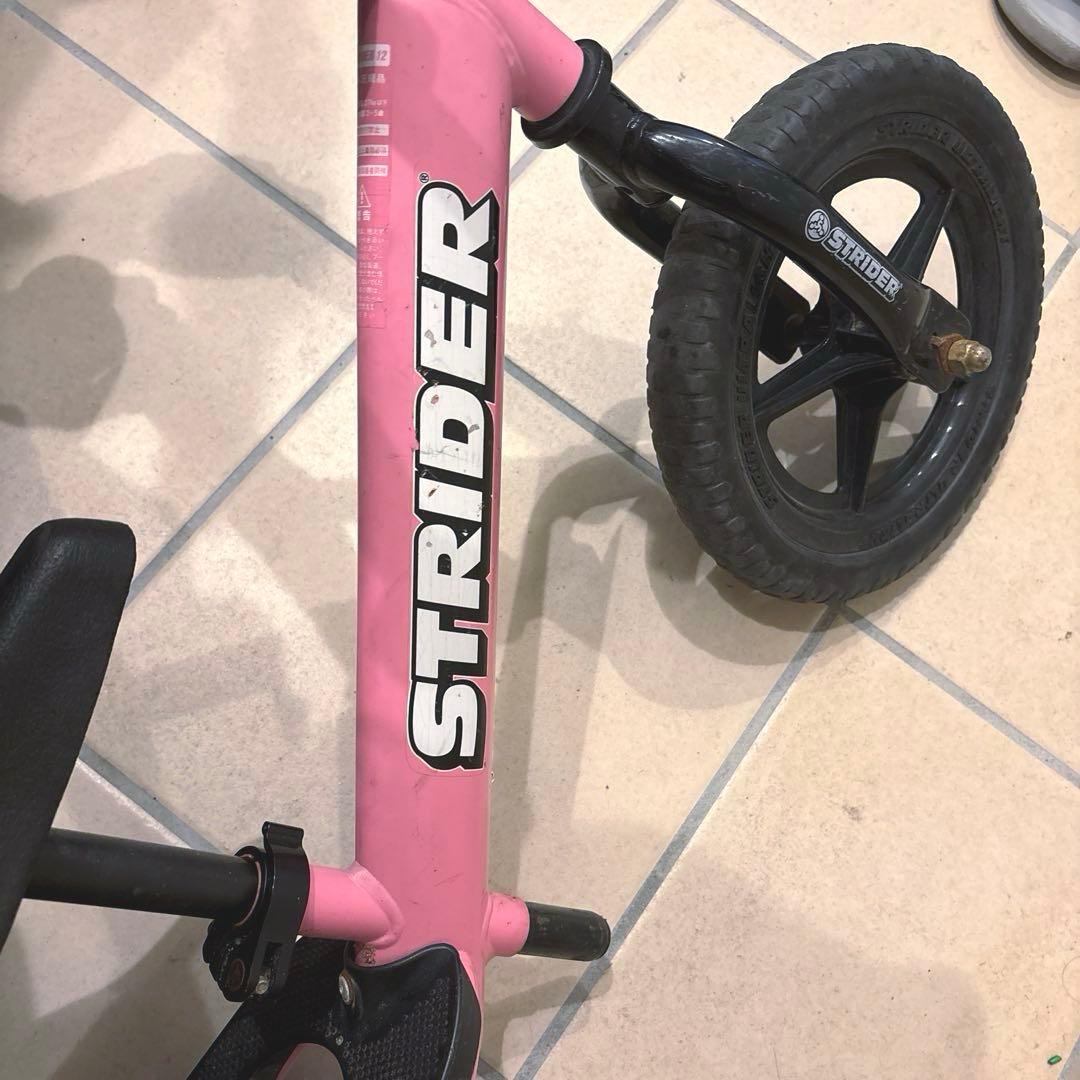 【人気】ストライダー　12インチ　STRIDER ピンク　バランスバイク　正規品