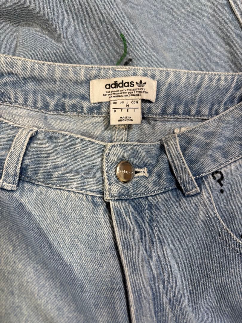 adidas デニム