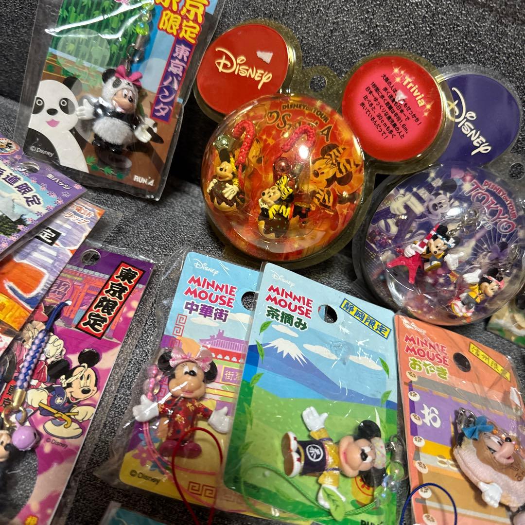 ミッキー&ミニーご当地着ぐるみストラップ　35個大量まとめ売り　レトロ