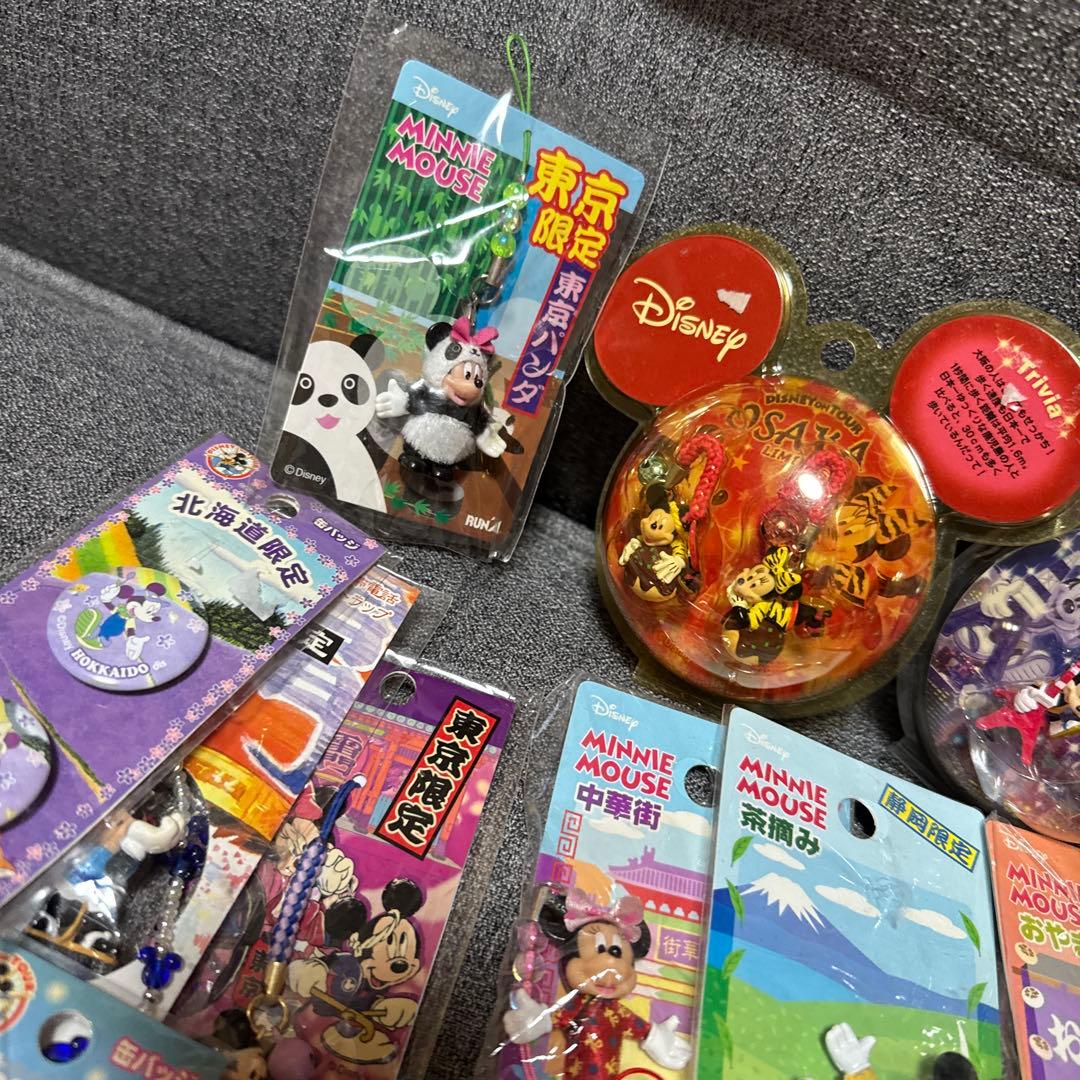 ミッキー&ミニーご当地着ぐるみストラップ　35個大量まとめ売り　レトロ