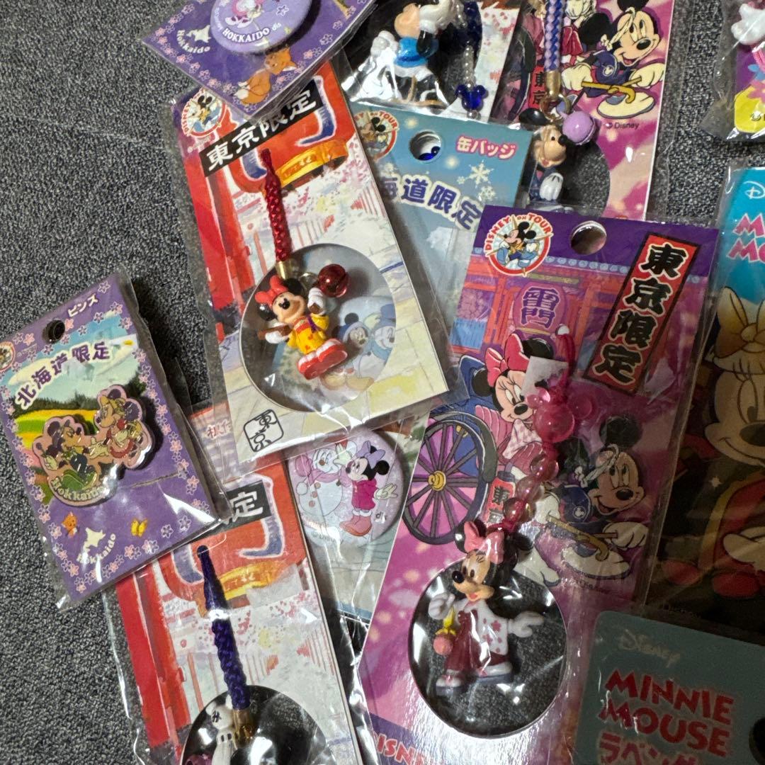 ミッキー&ミニーご当地着ぐるみストラップ　35個大量まとめ売り　レトロ