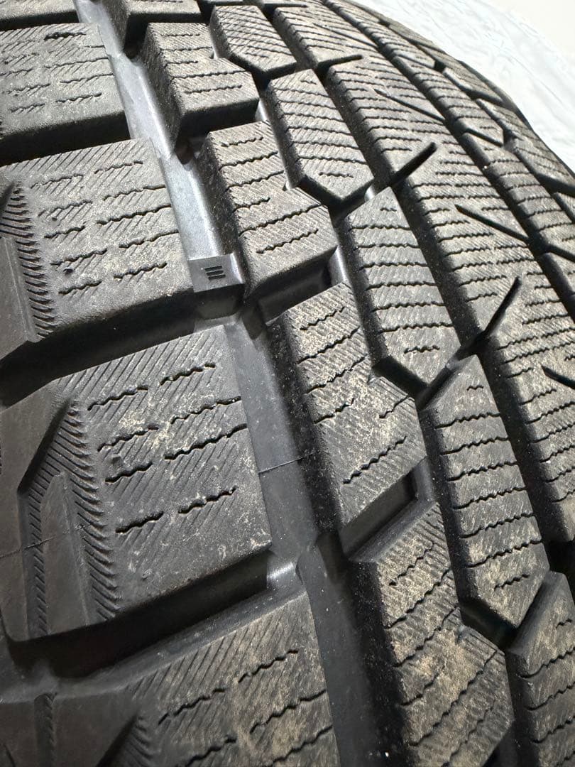 【ほぼ新品】225/55R18 2025製アイスガードG075 スタッドレス