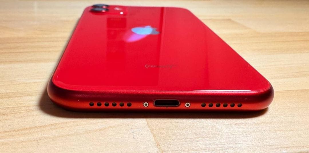 バ*ル様 Apple iPhone 11 赤色 80%バッテリー 64GB