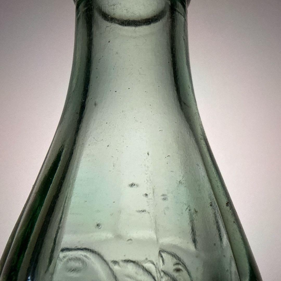 E11 レア　1950年代　コカコーラ コンツァーボトル \"Hawaii\" 瓶