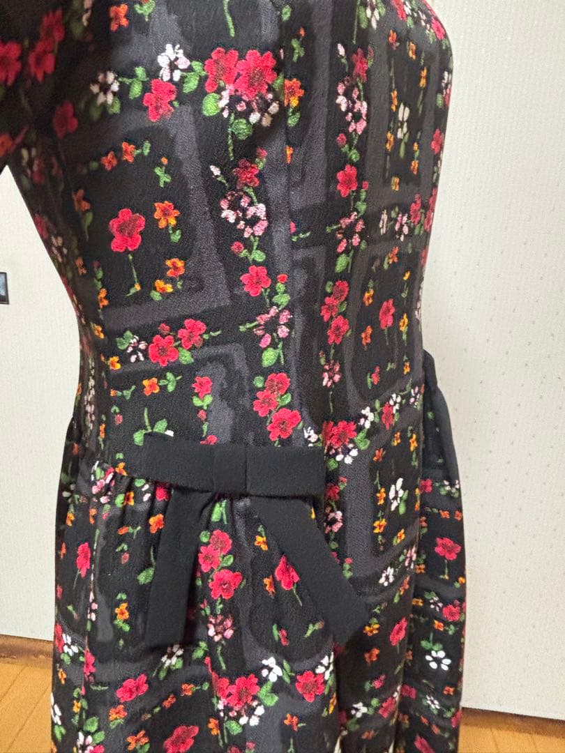 ♡エムズグレーシー♡新品同様♡サイズ40♡お花柄ワンピース♡