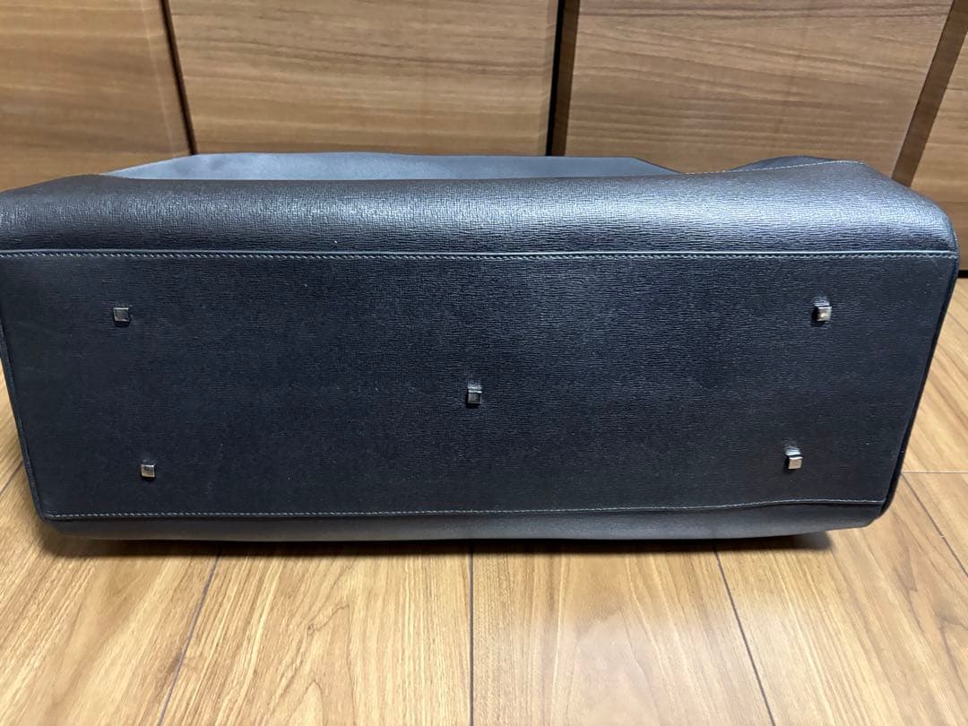 【美品】FURLA ブラック ボストンバッグ