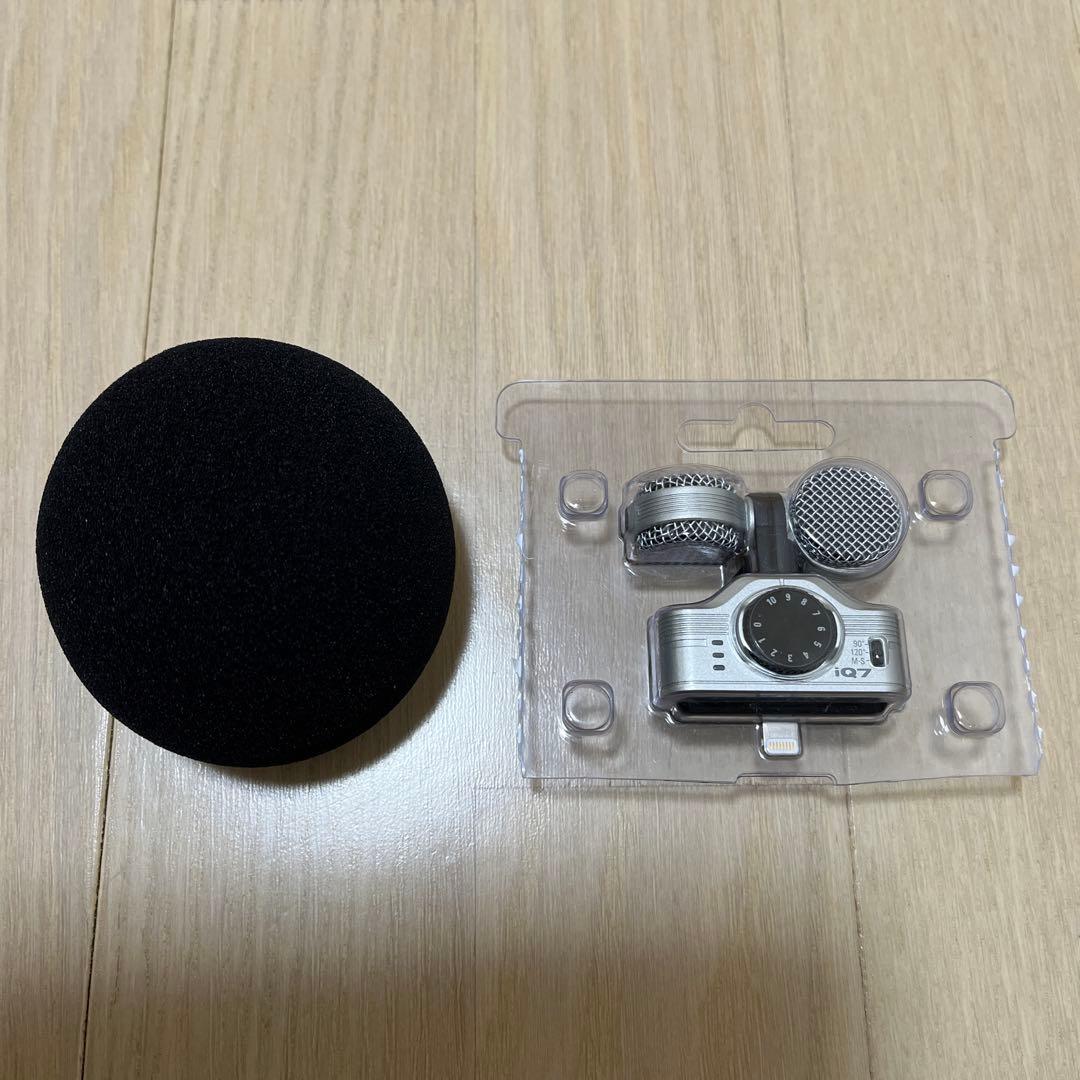 Zoom iQ7 （ズーム社製ステレオマイク）