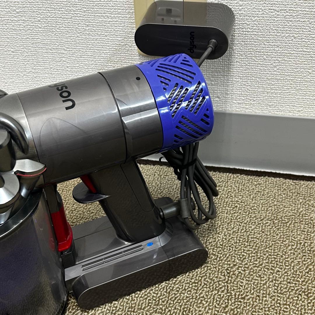 【分解洗浄済】Dyson SV09 V6 fluffy コードレス掃除機 セット