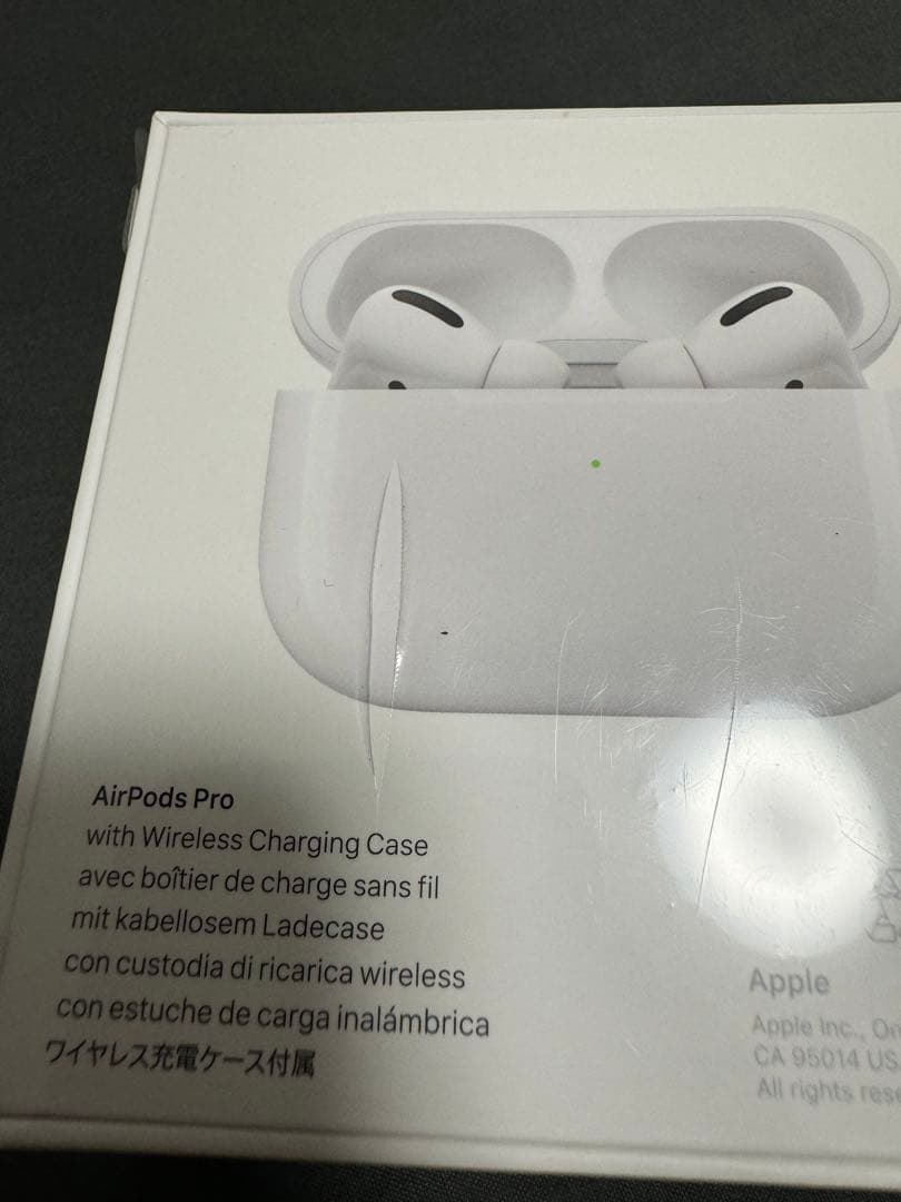 AirPods Pro ワイヤレス充電ケース付き