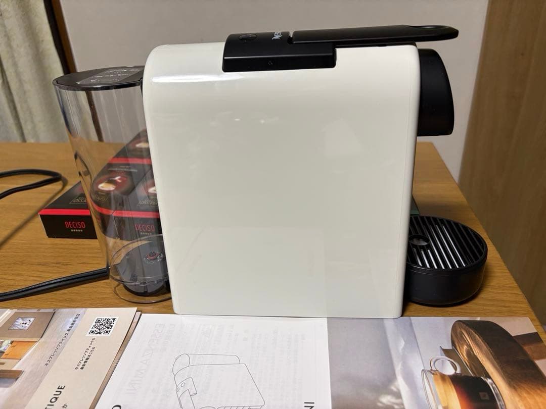 ネスプレッソ カプセル式 コーヒーメーカー エッセンサ ミニ 2025年製
