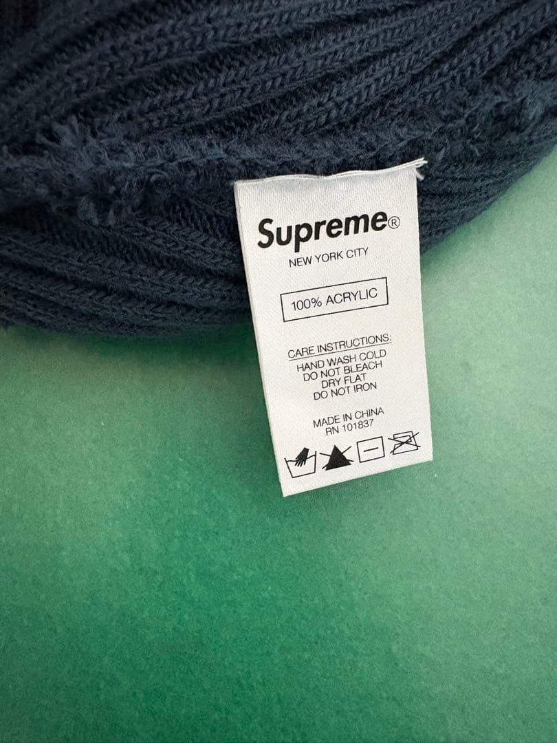 supreme ニット帽　ネイビー