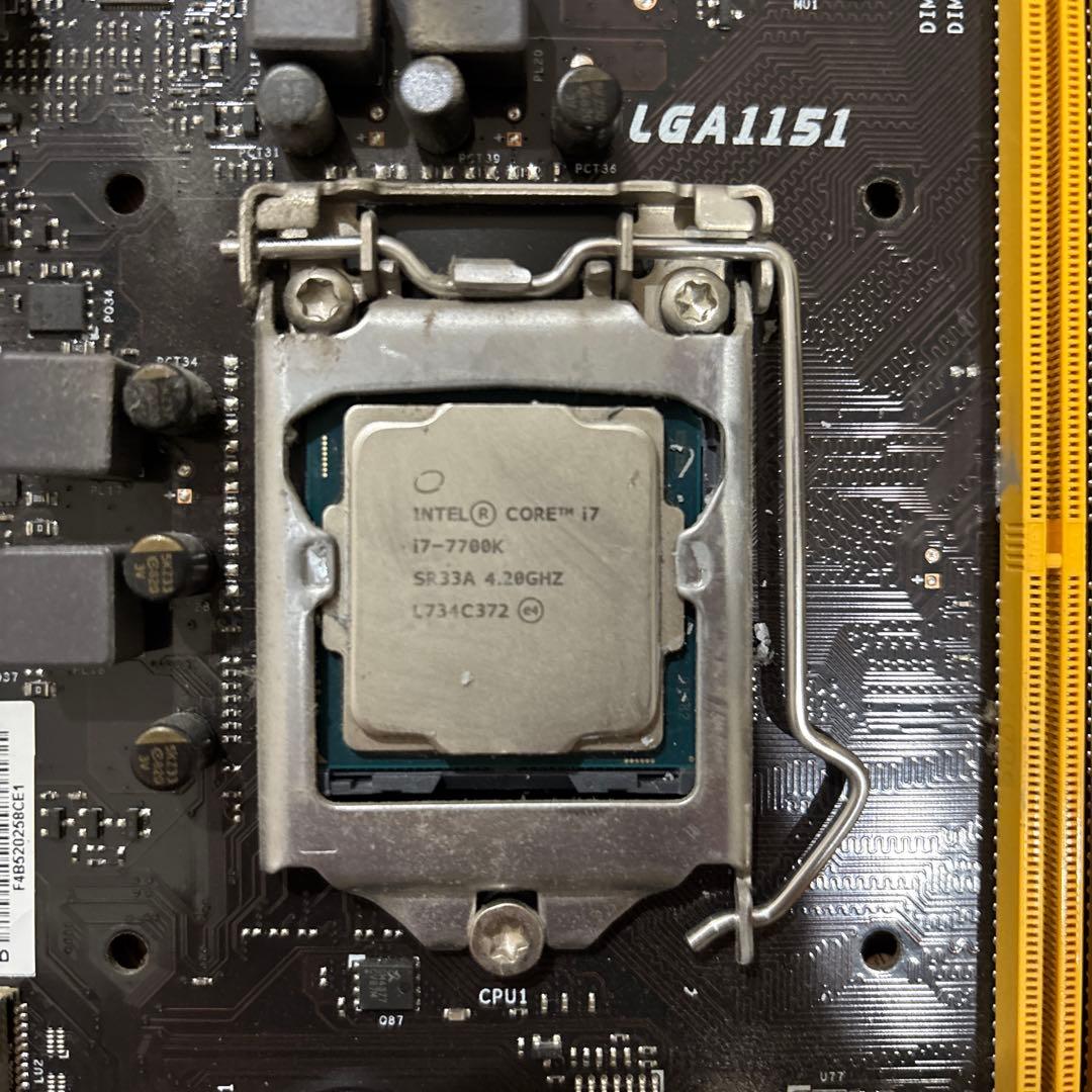 Biostar H110MC マザーボード + i7-7700K