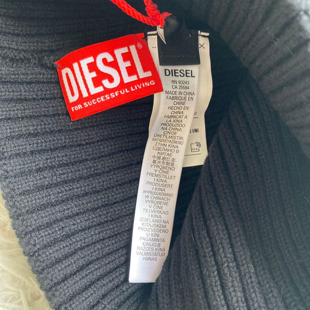 新品タグ付き　DIESEL ディーゼル　ニット帽　ビーニー　赤タグロゴ入り　黒
