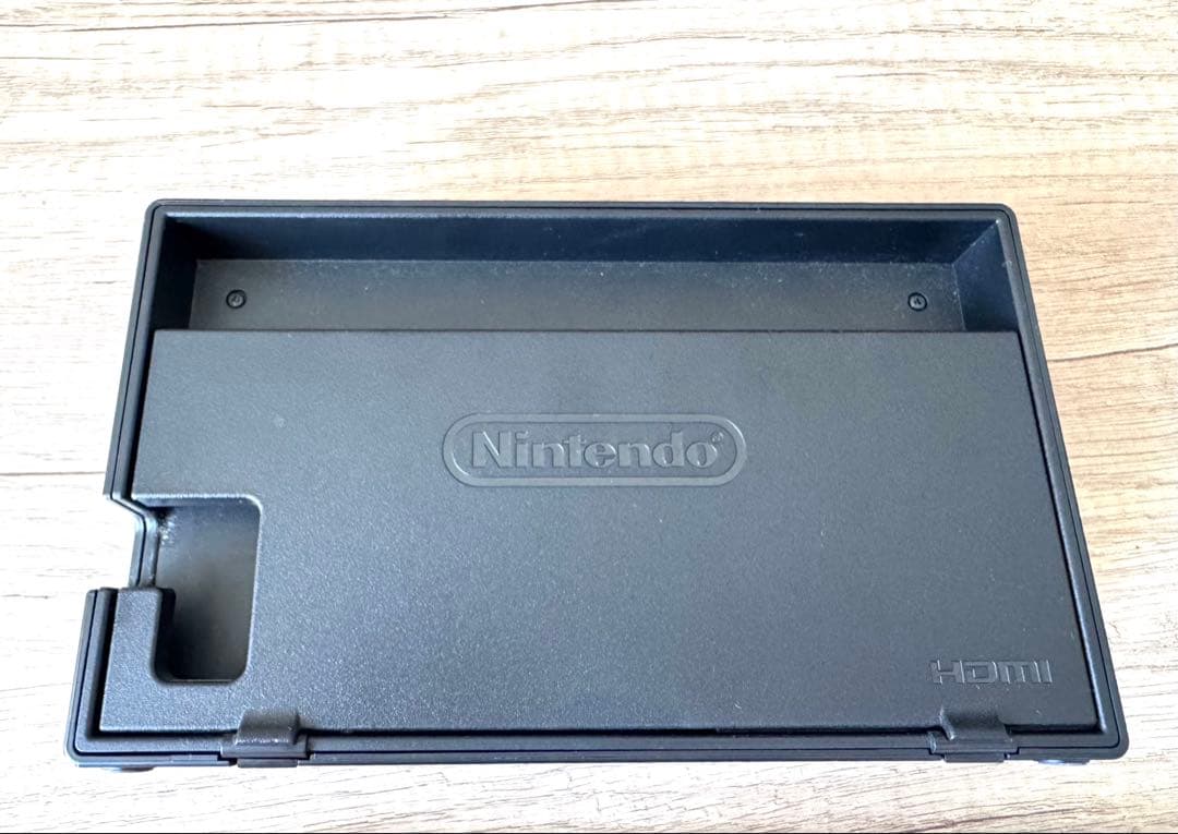 Nintendo Switch ピカブイバージョン本体