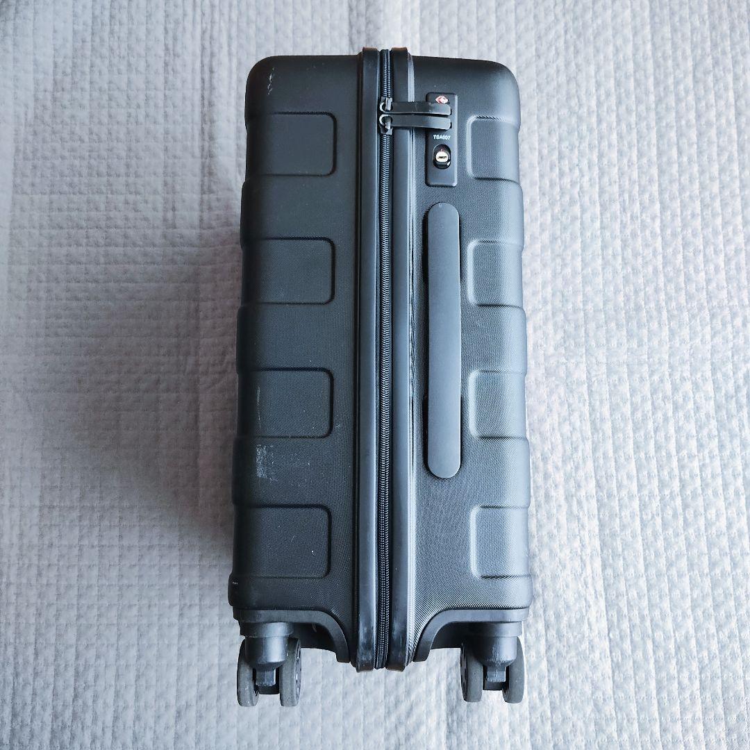 ■無印良品 20L 黒　バーを自由に調節できるハードキャリーケース