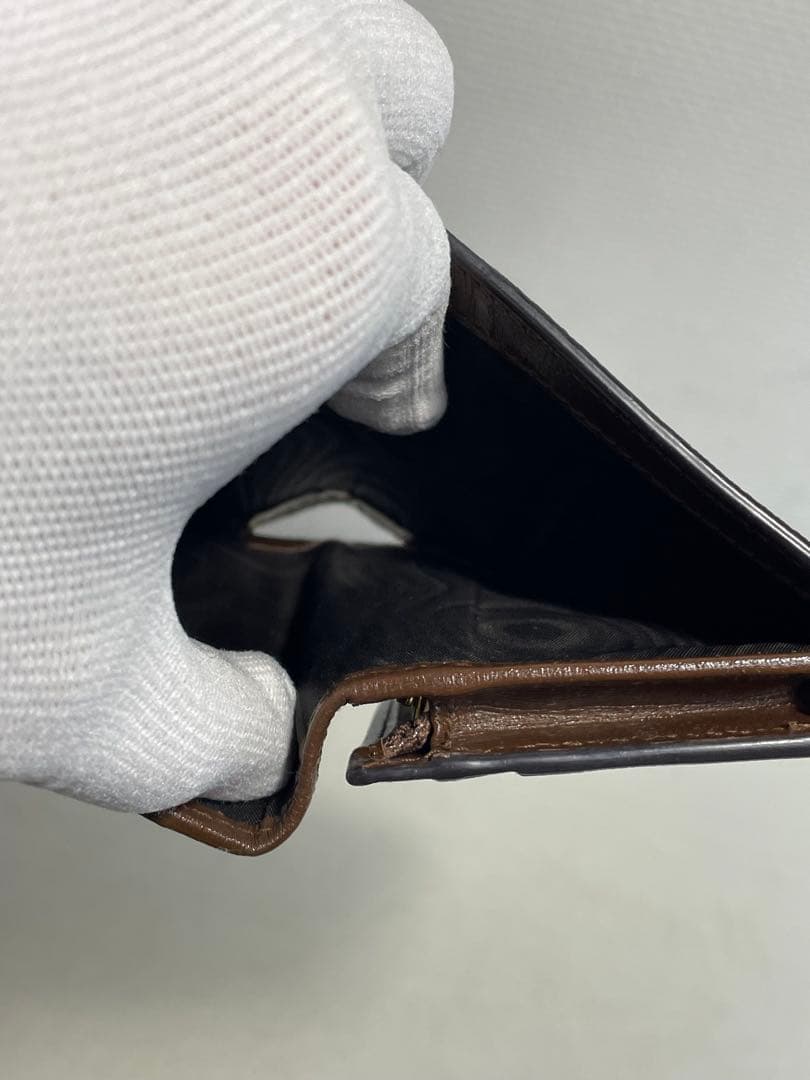 【最終値下げ】 GUCCI グッチ 二つ折り財布 ハートロゴ