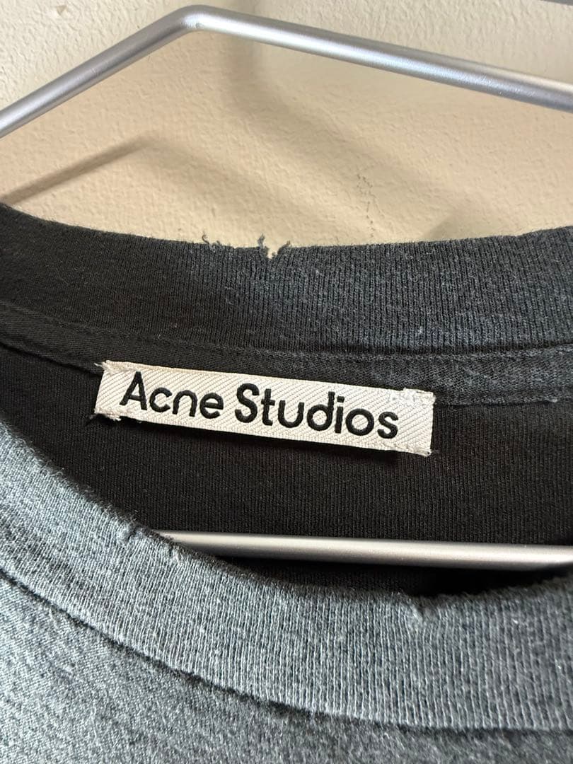 Acne Studios 長袖Tシャツ 黒 STOCKHOLM 1996