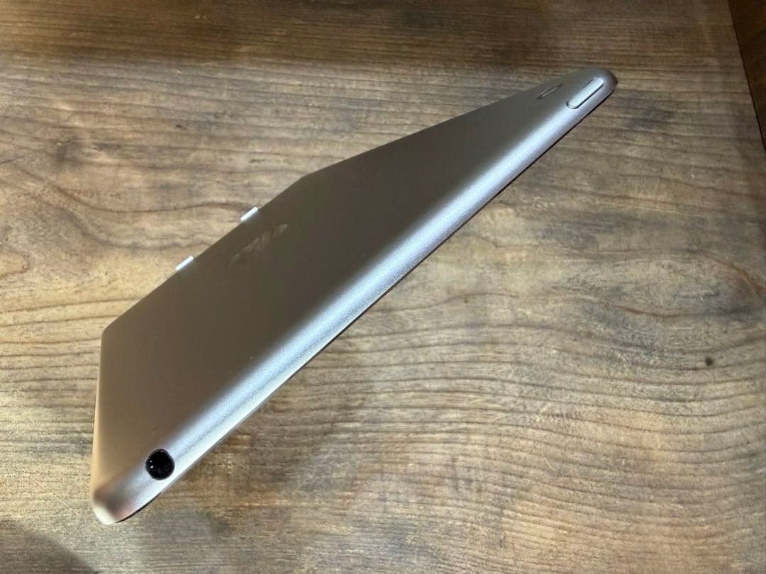 Apple iPad mini（第4世代）Wi-Fiモデル 16GB シルバー