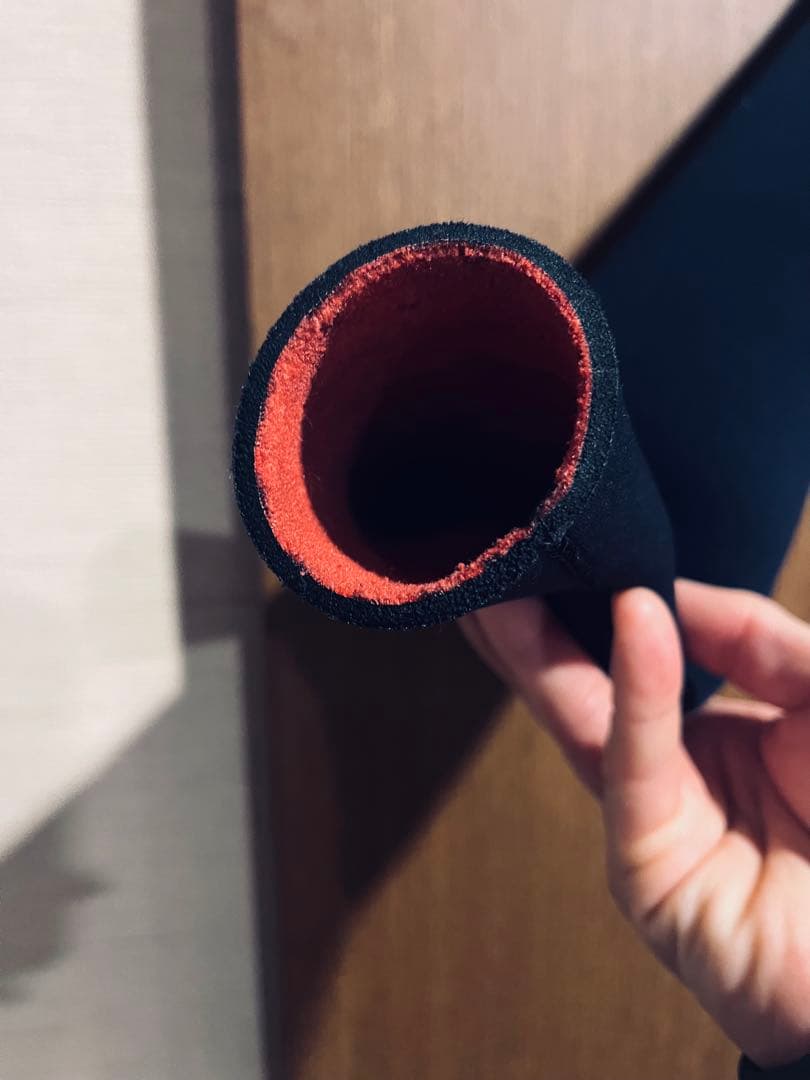 ほぼ新品　FAVULA ウェットスーツ　3／5ミリ　年末年始限定価格