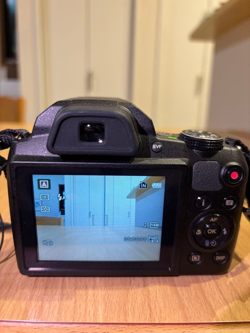 PENTAX XG-1 デジタル一眼レフカメラ