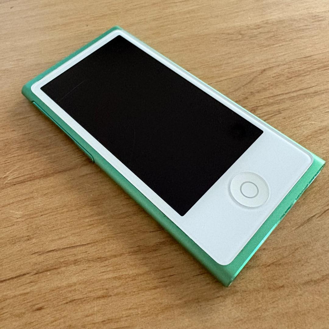 動作品◇Apple iPod nano 第7世代 16GB Green