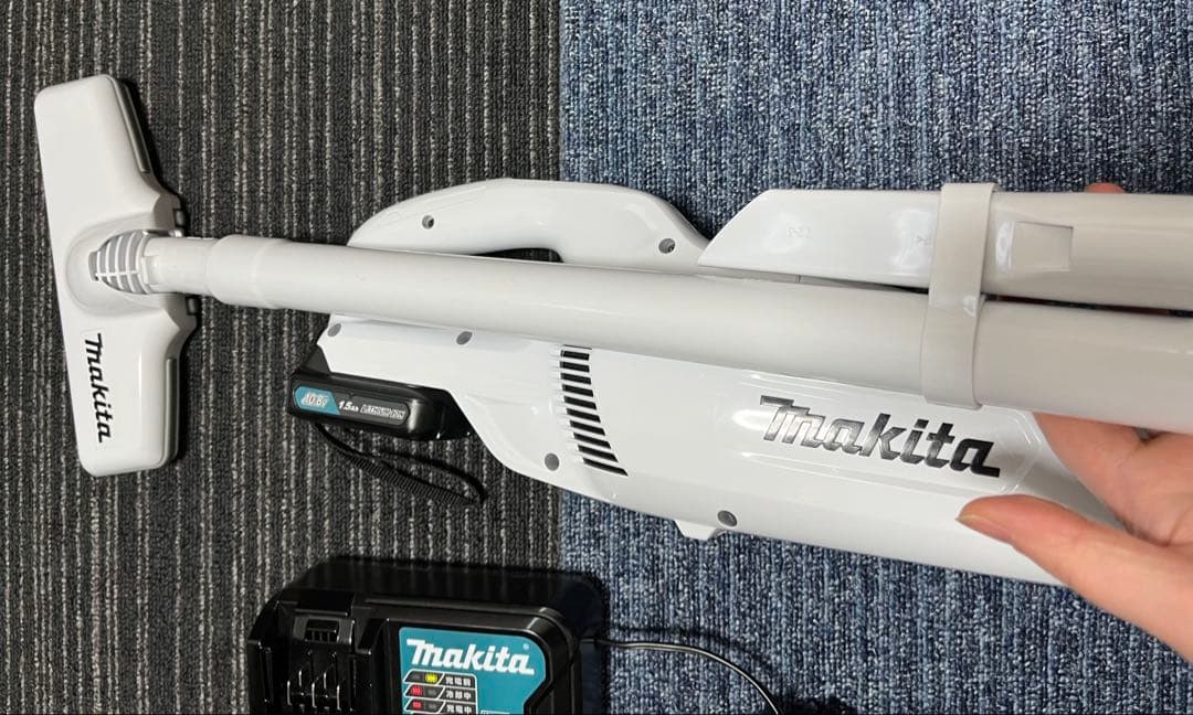 マキタ 充電式クリーナー CL107FD 掃除機