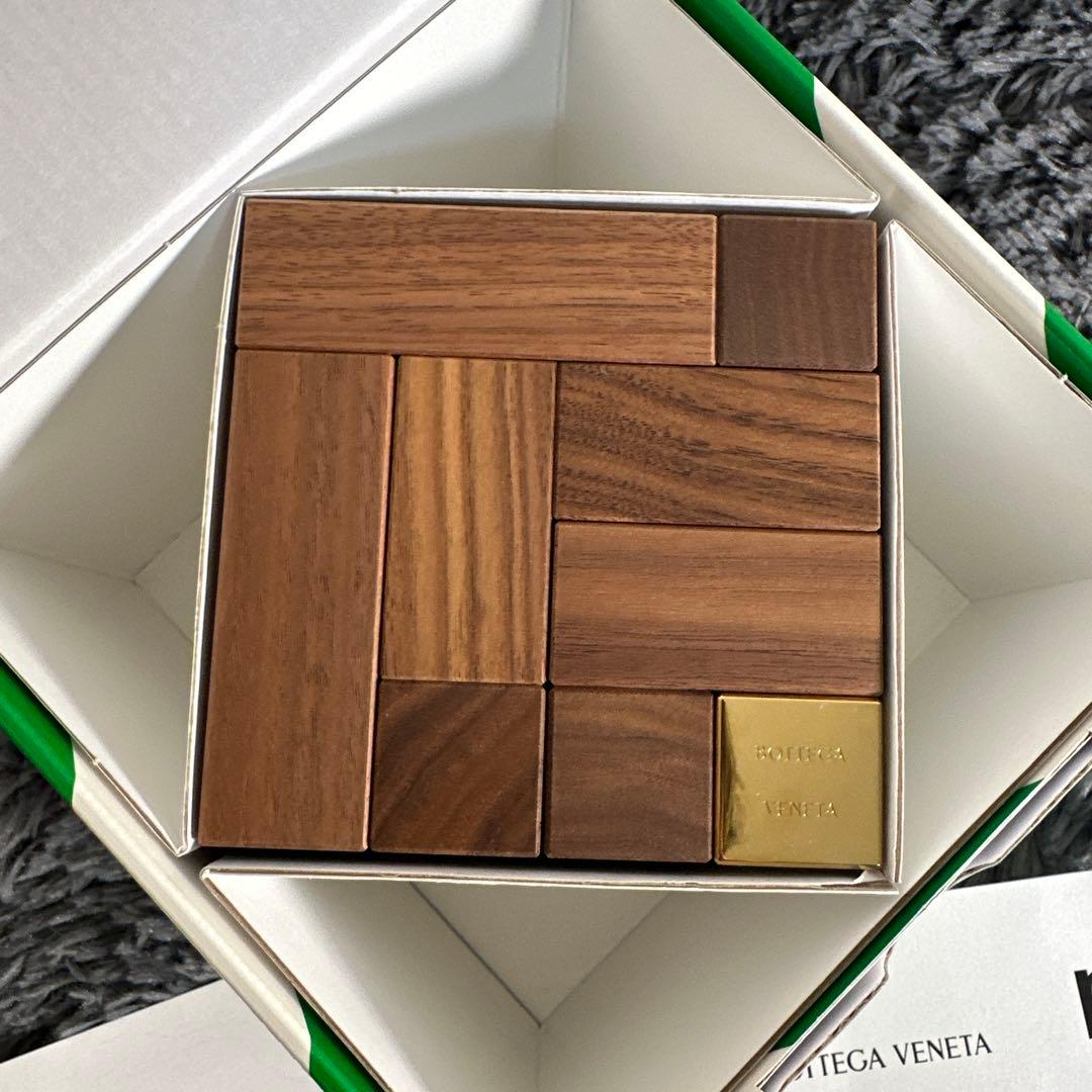 neaf Cubicus BOTTEGA VENETA ノベルティ 木製