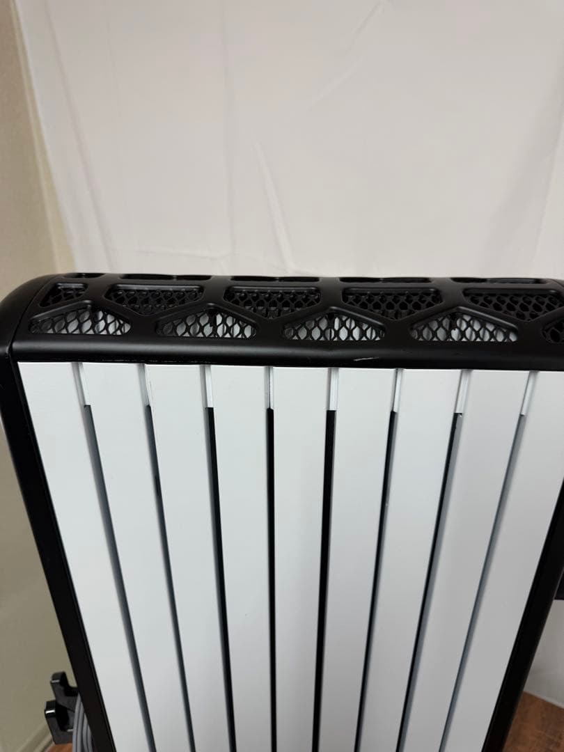 DeLonghi デロンギ　マルチダイナミックヒーター　MDHS12-BK