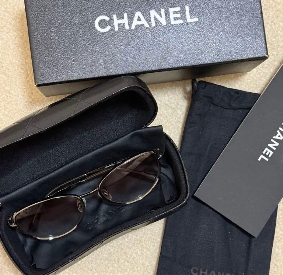 M*s様 CHANEL シャネル サングラス スモークグラデーション チェーンモ