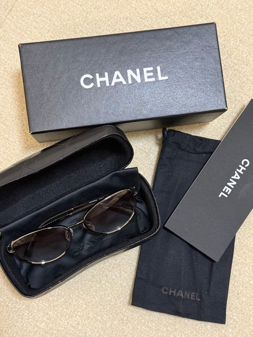 M*s様 CHANEL シャネル サングラス スモークグラデーション チェーンモ