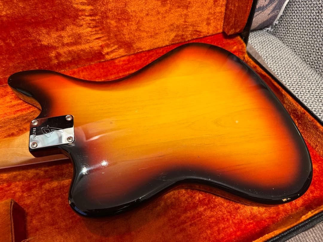 Fender Jaguar Sunburst 【1966年製】 塗装状態良
