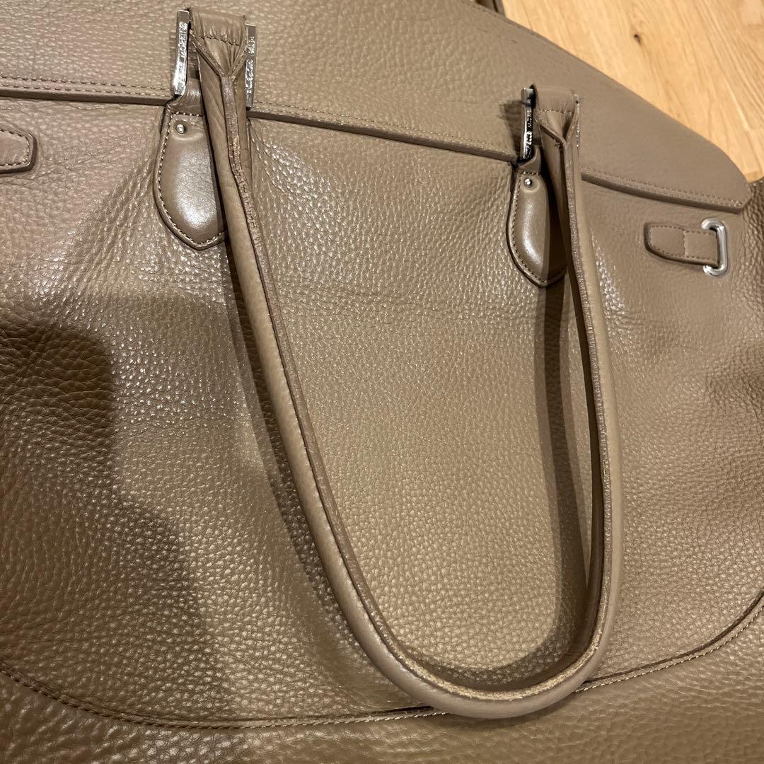 ペッレモルビダ　ボストンバック