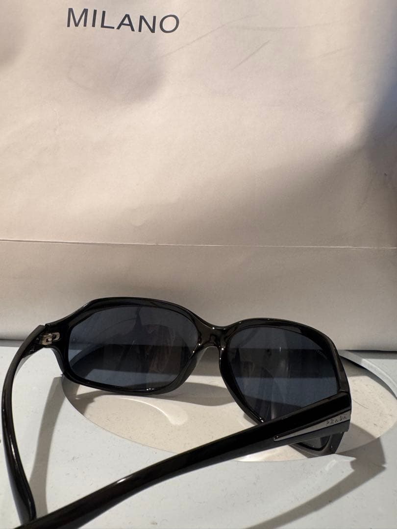 正規品PRADA プラダ サングラス GACKT着用SPR14G 入手困難 黒