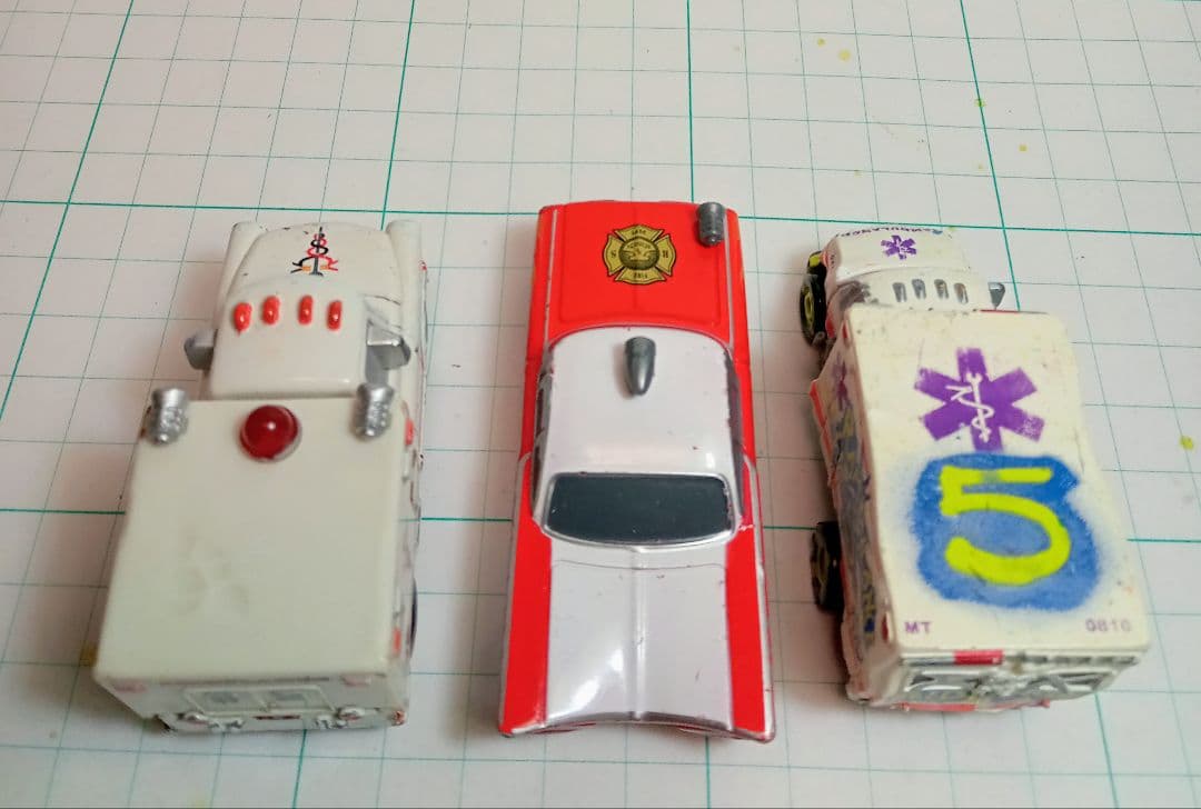 トミカディズニーカーズ3台