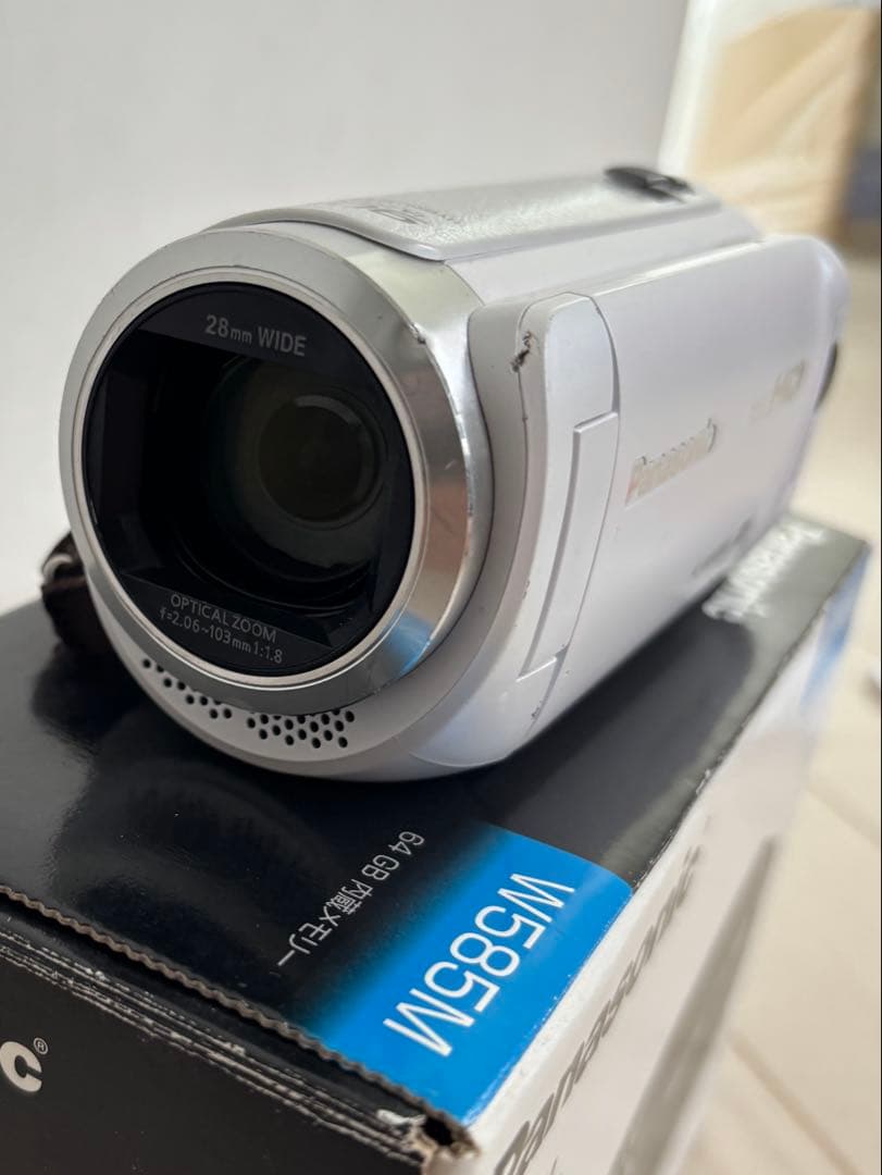 ジャンク Panasonic HC-W585M ビデオカメラ 本体