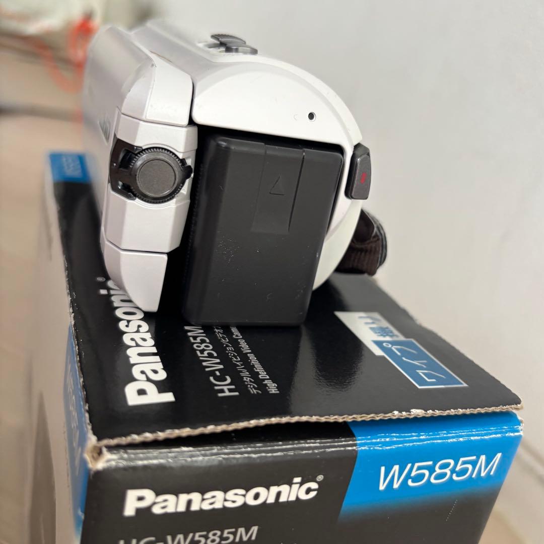 ジャンク Panasonic HC-W585M ビデオカメラ 本体