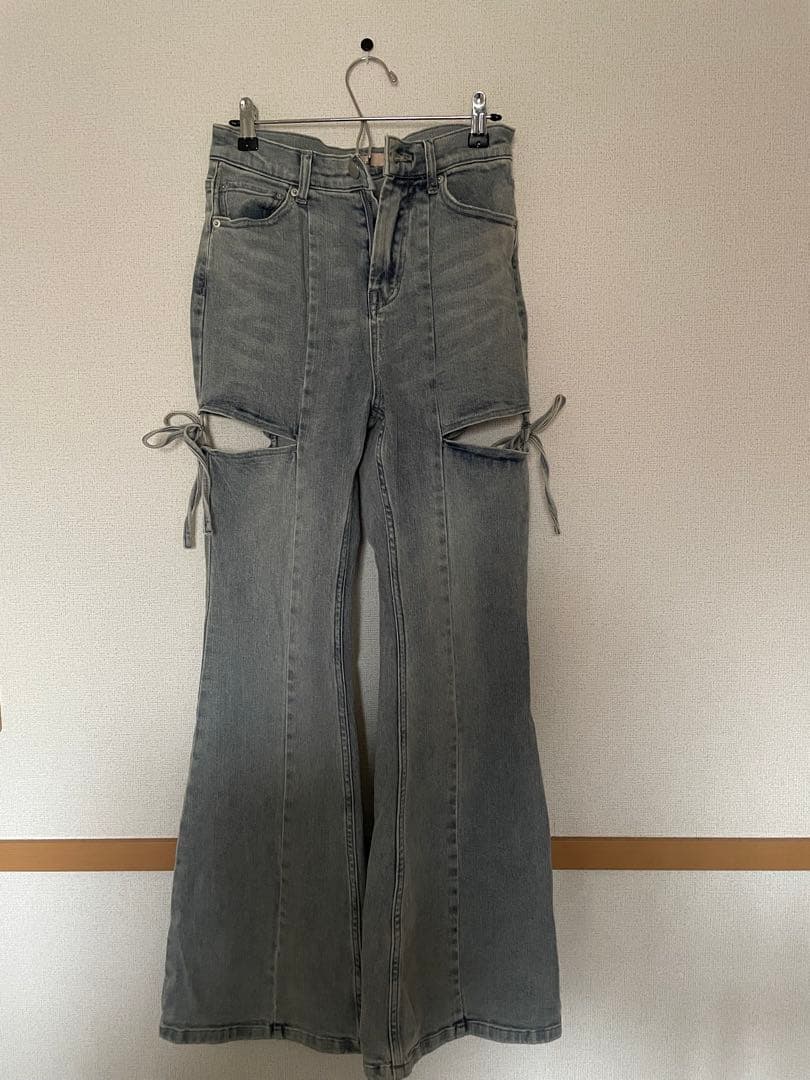 RESEXXY カットアウトリボンデニムパンツ Mサイズ