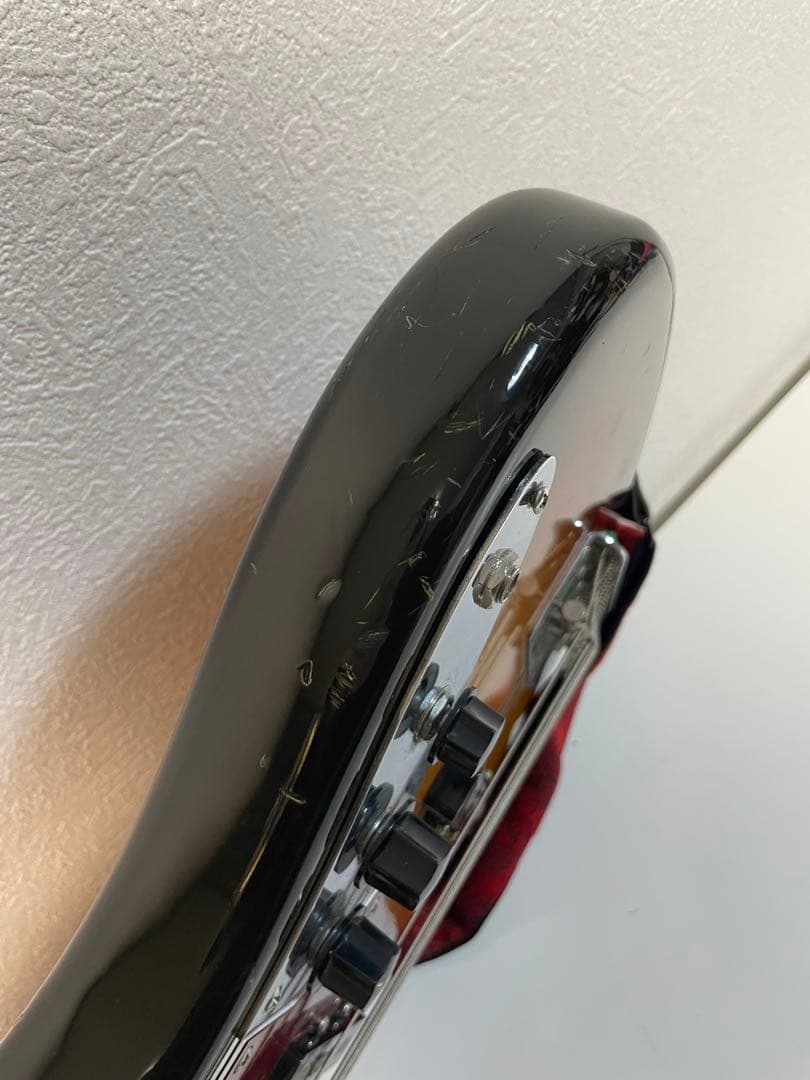 Fender Jazz Bass サンバースト ストラップ付き