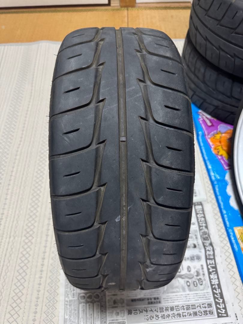 Work Emotion T5R 18インチ 8.5J＋35 タイヤ付き 2本