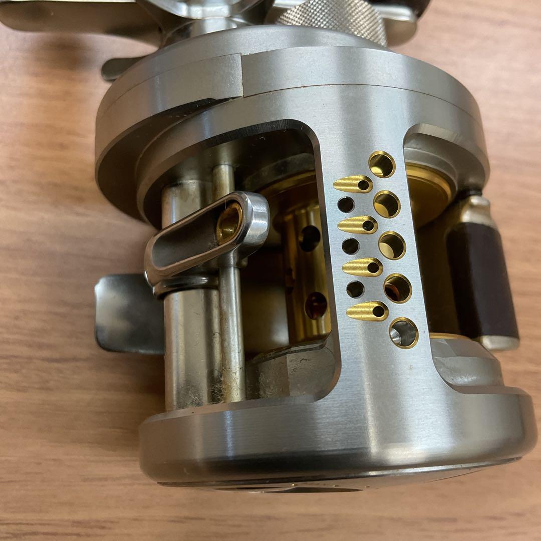 リール SHIMANO CALCUTTA CONQUEST 100DC