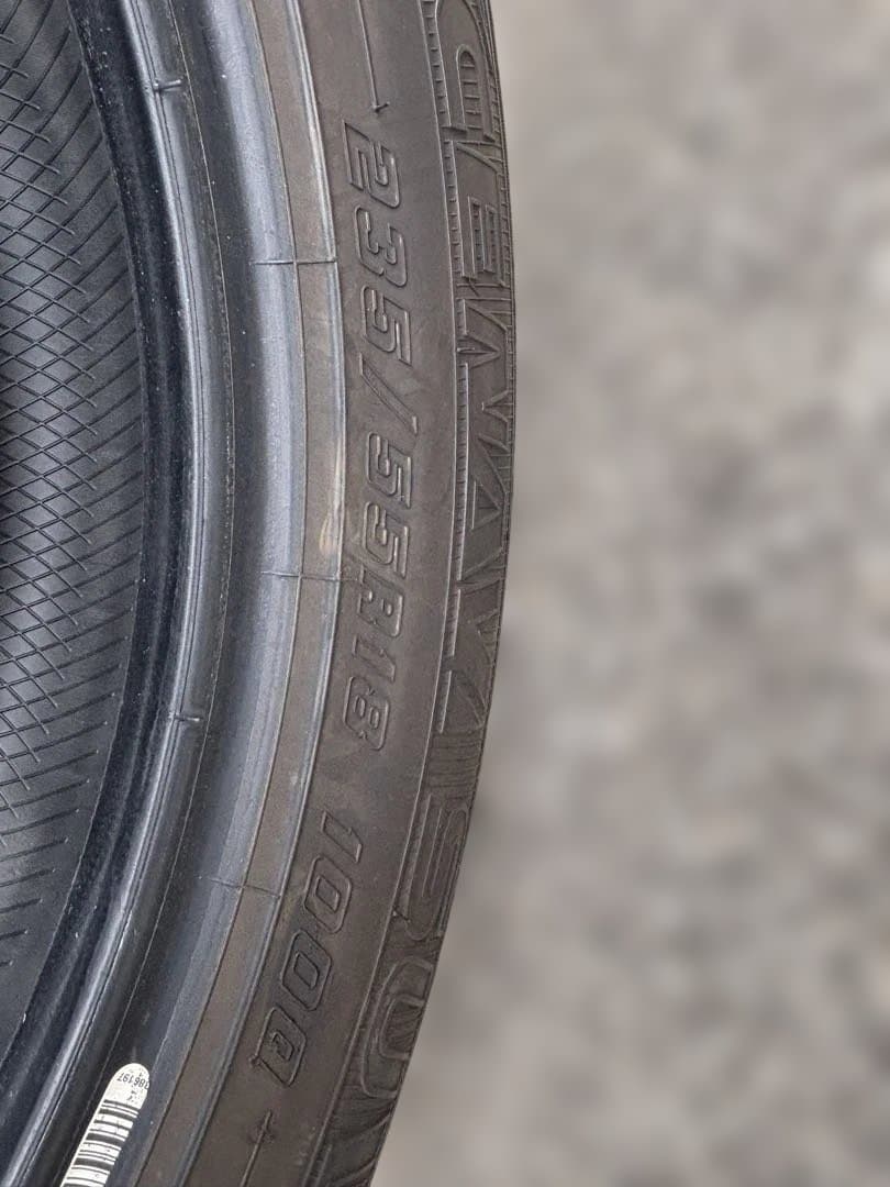 送料込　235/55R18 スタッドレス　2023年　バリ山