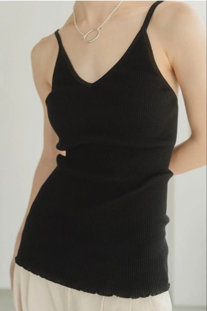 トップス Knuth Marf cup in vneck camisole BLACK