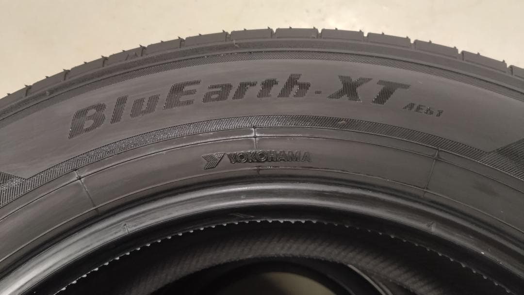 送料込 235/60R18 4本 9分山以上 ヨコハマBluEarth AE61